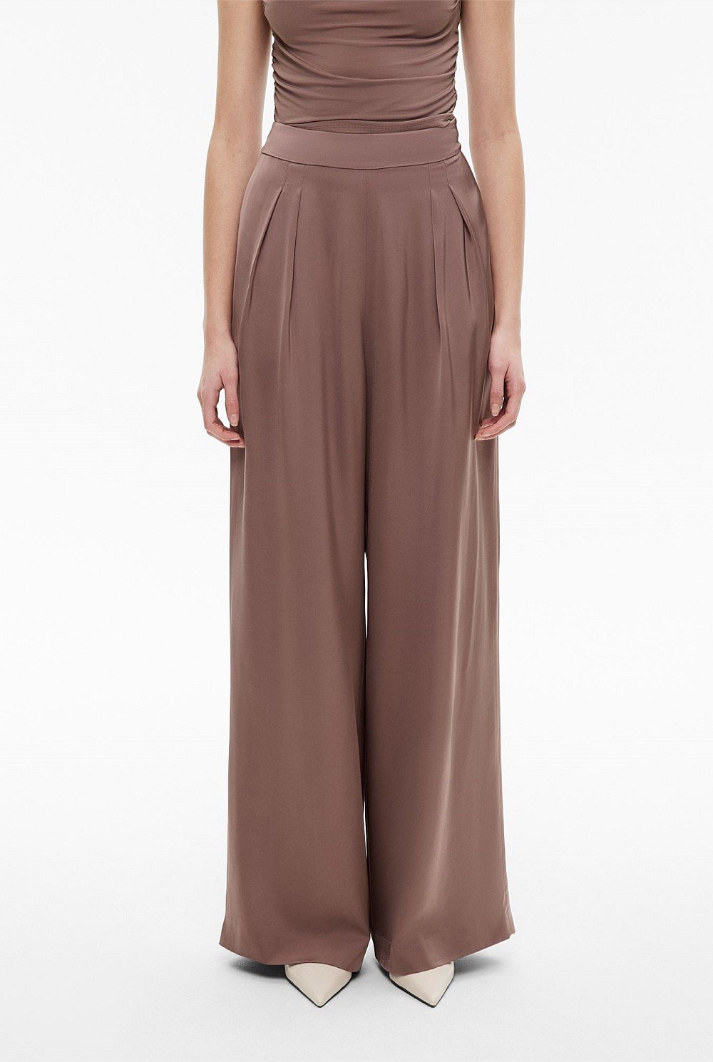 Pleat Fluid Pant