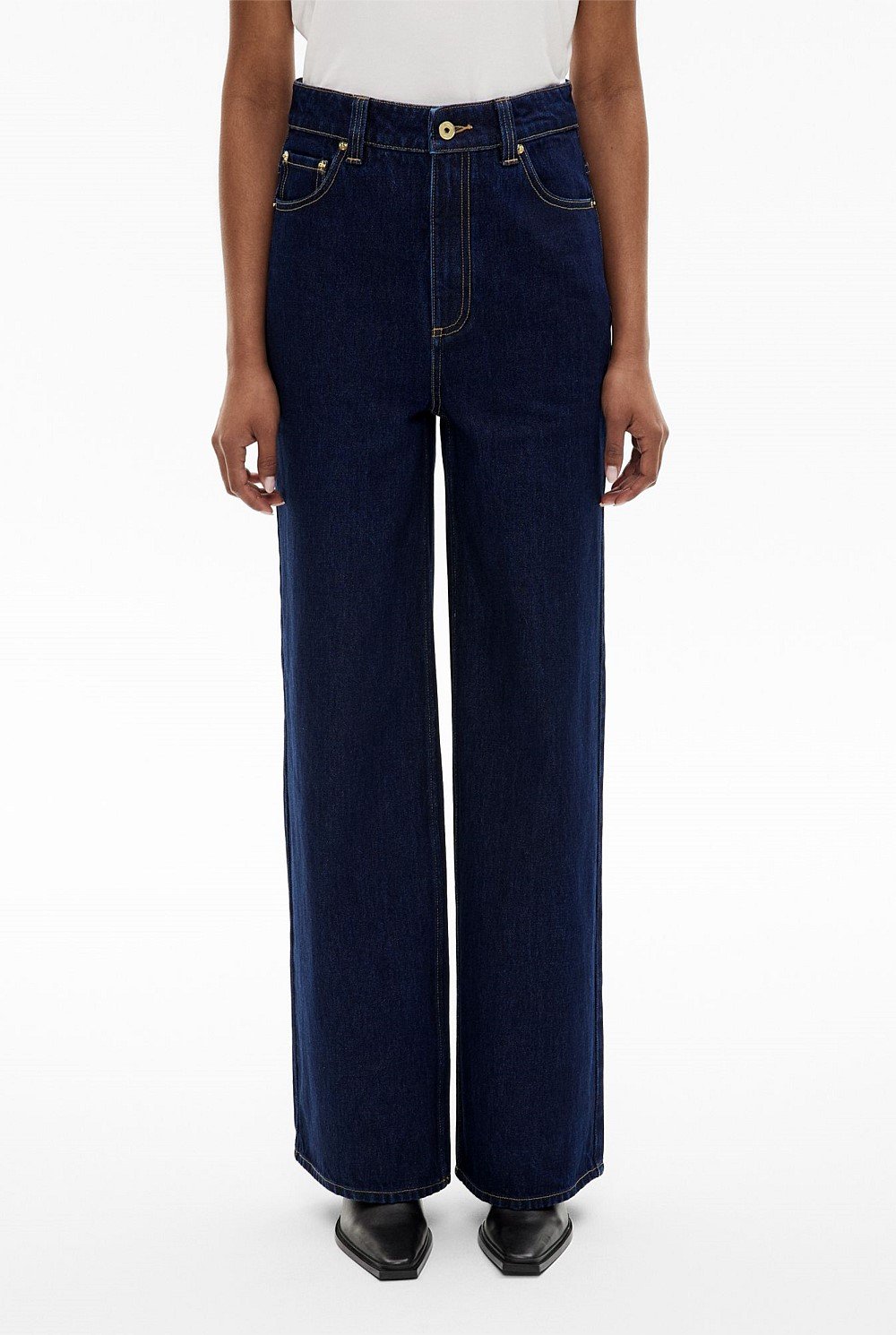 Button Detail Jeans