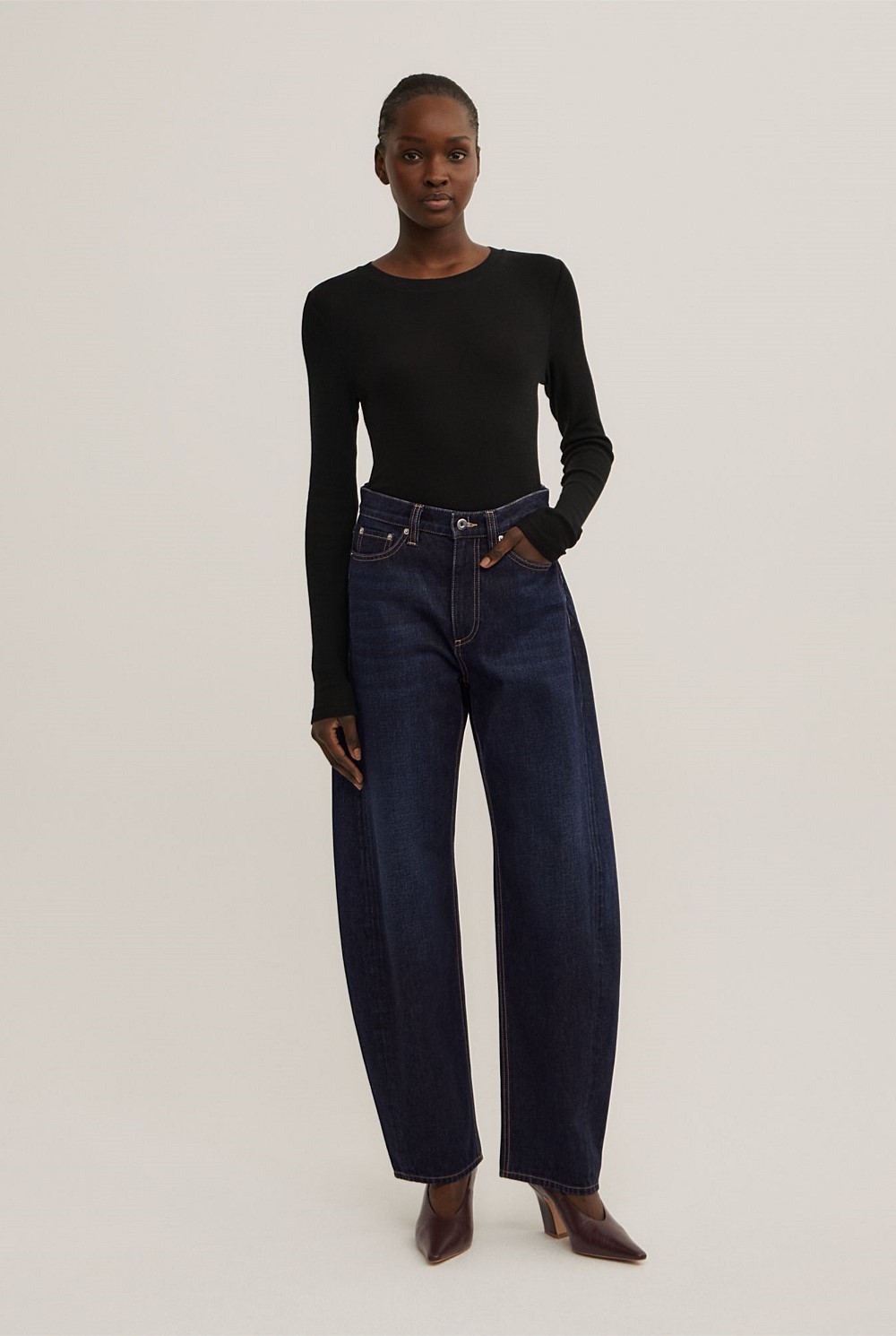 Barrel Leg Jeans