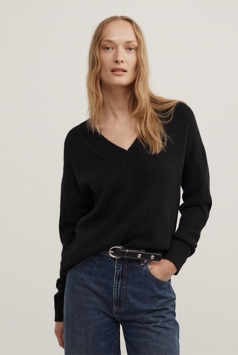 Cashmere V-Neck Knit