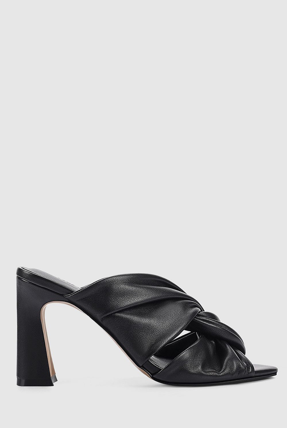 Esme Mule