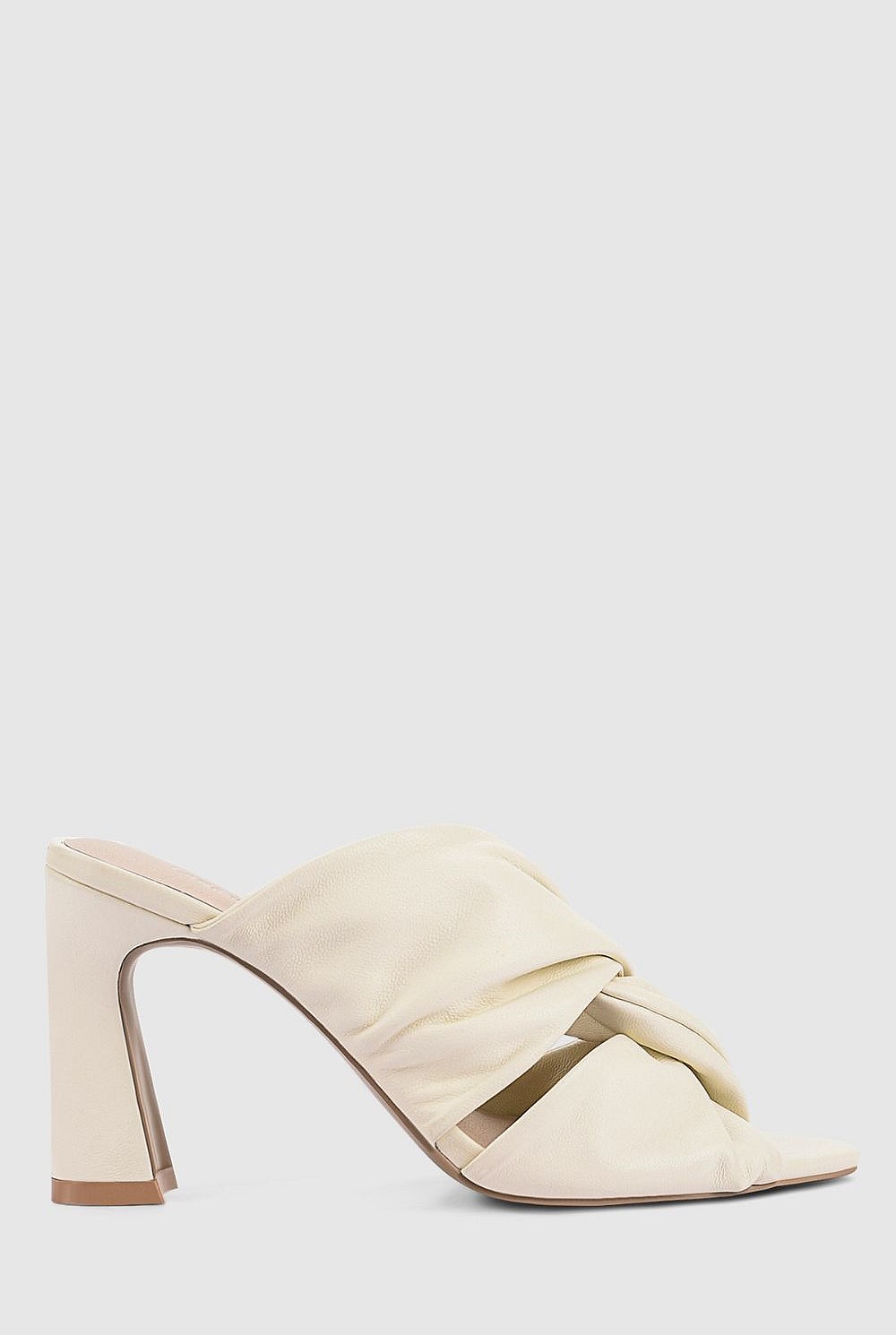 Esme Mule