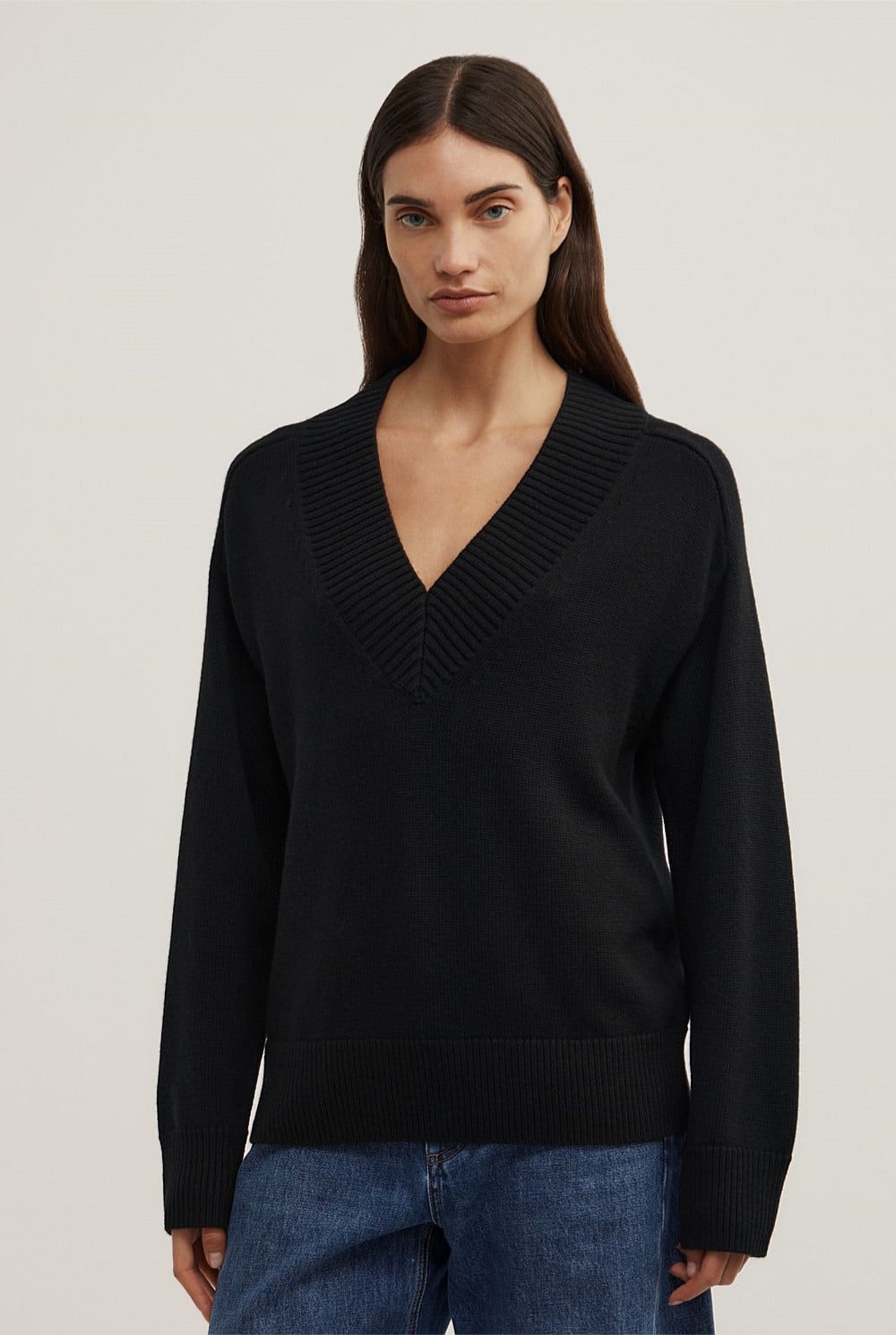 V-Neck Knit