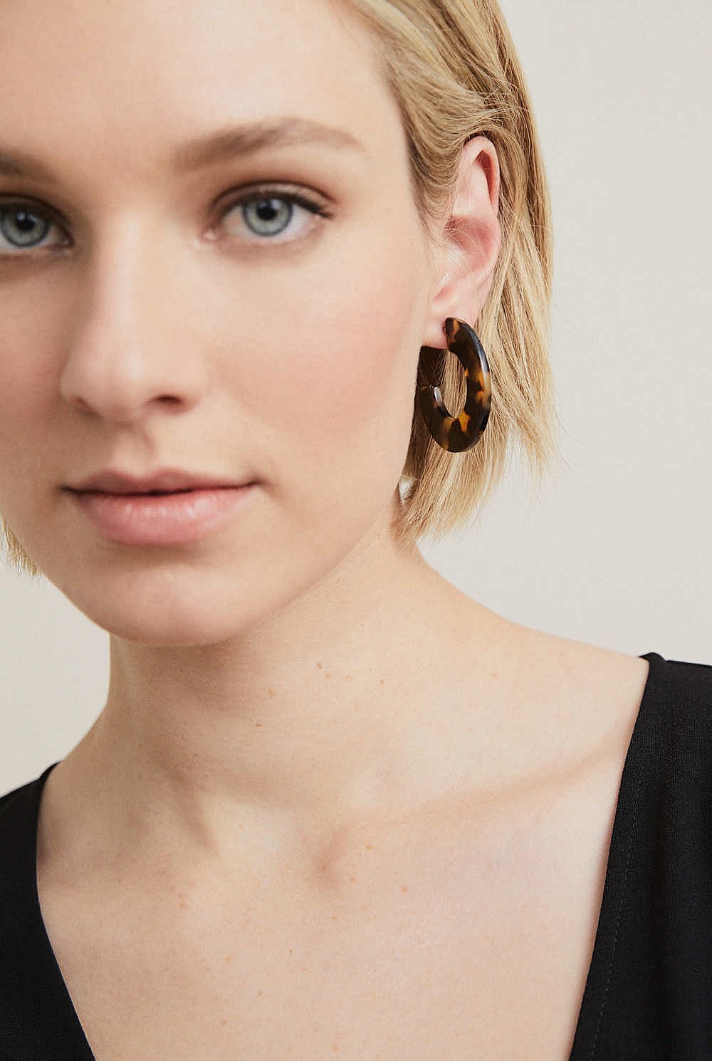 Mini Poppy Hoops