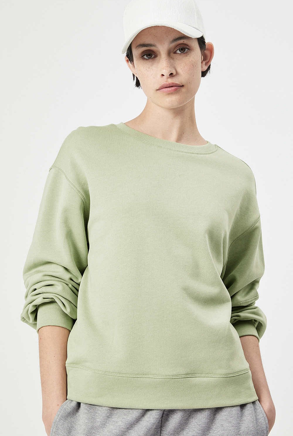 Staple Sweat
