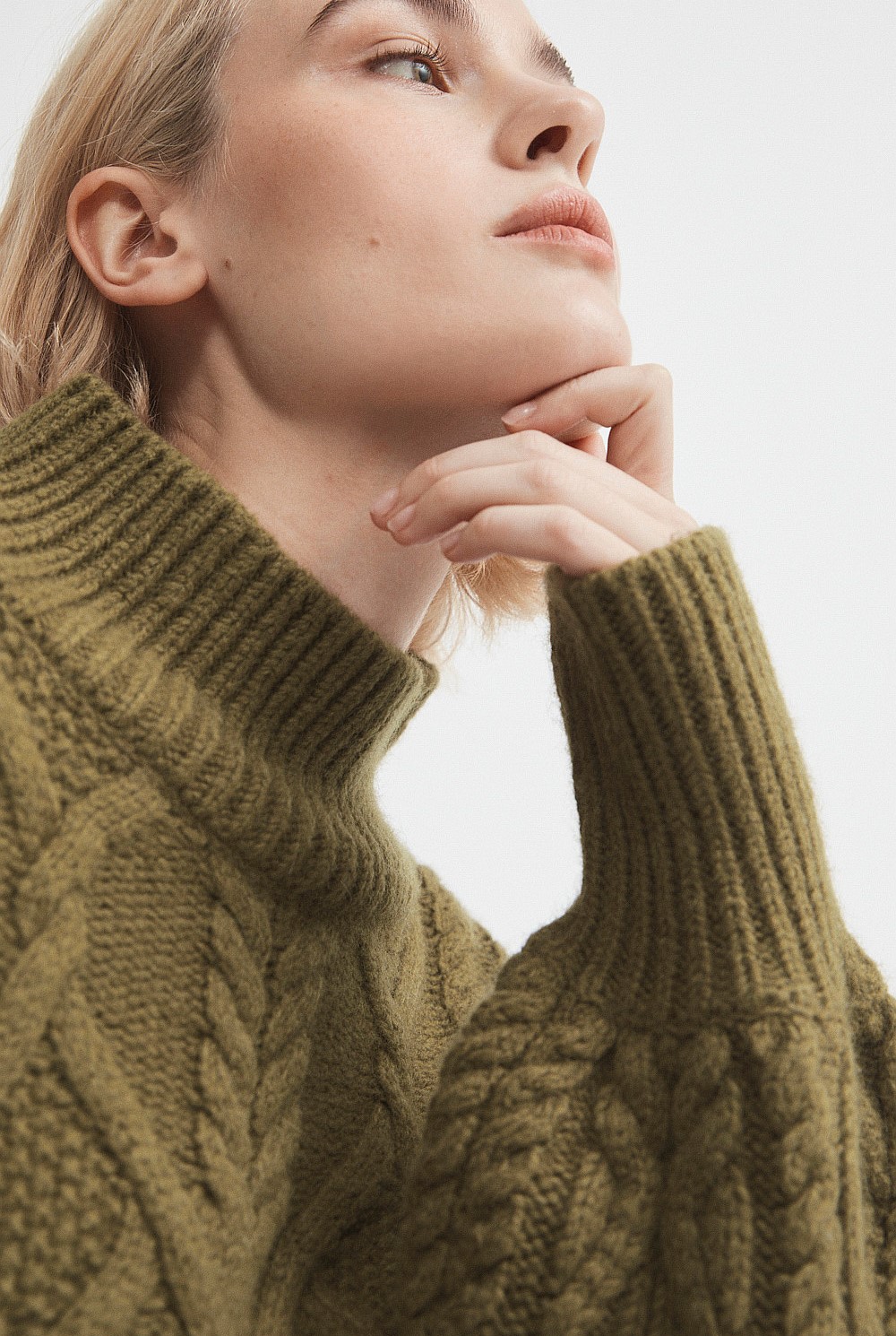 Fashion Crop Cable