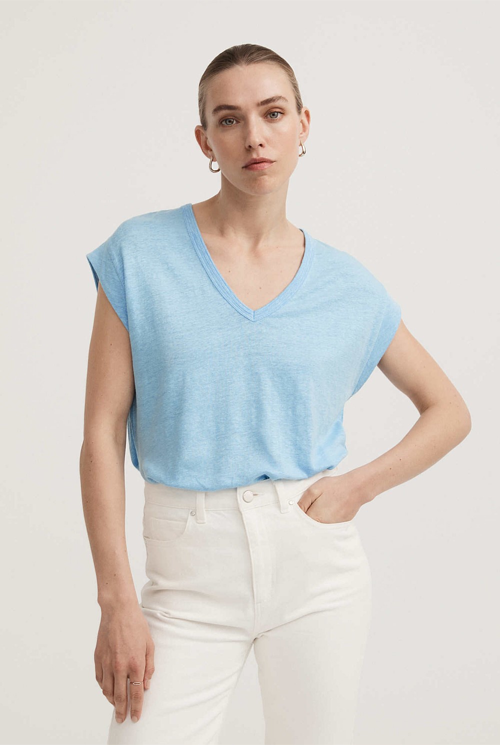 Linen V Neck Tee