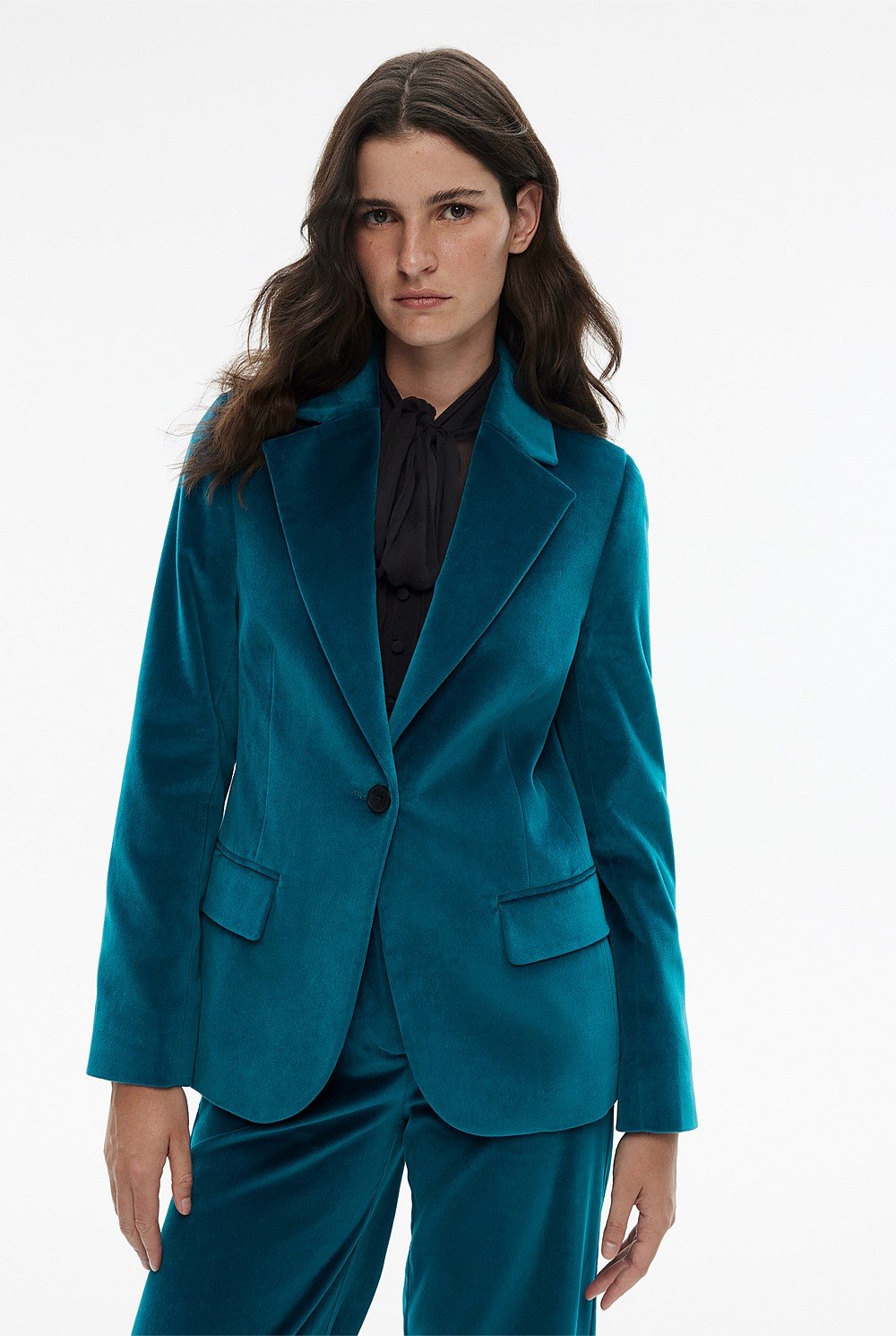 Single-Breasted Velvet Blazer