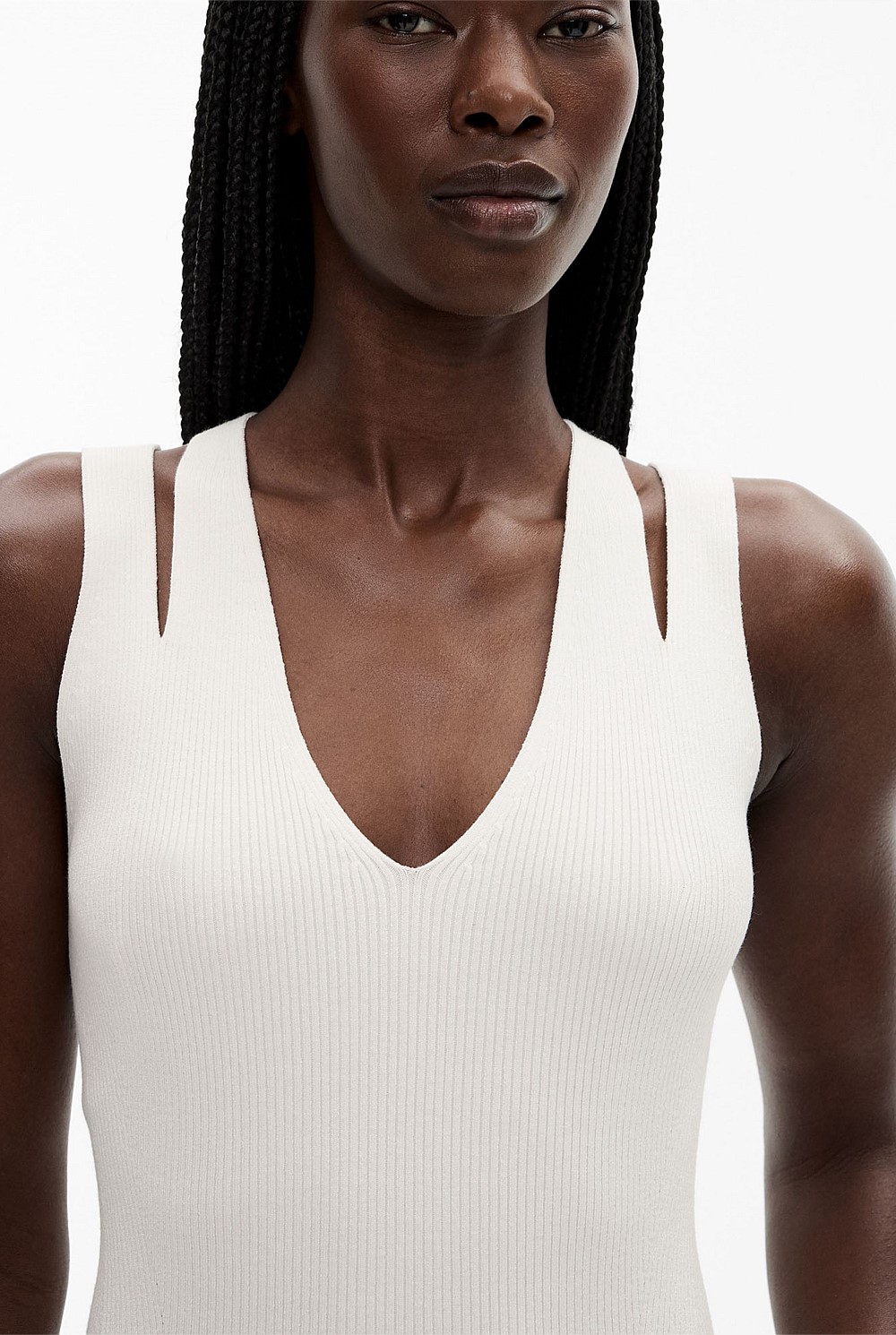 Cut Out Rib Tank