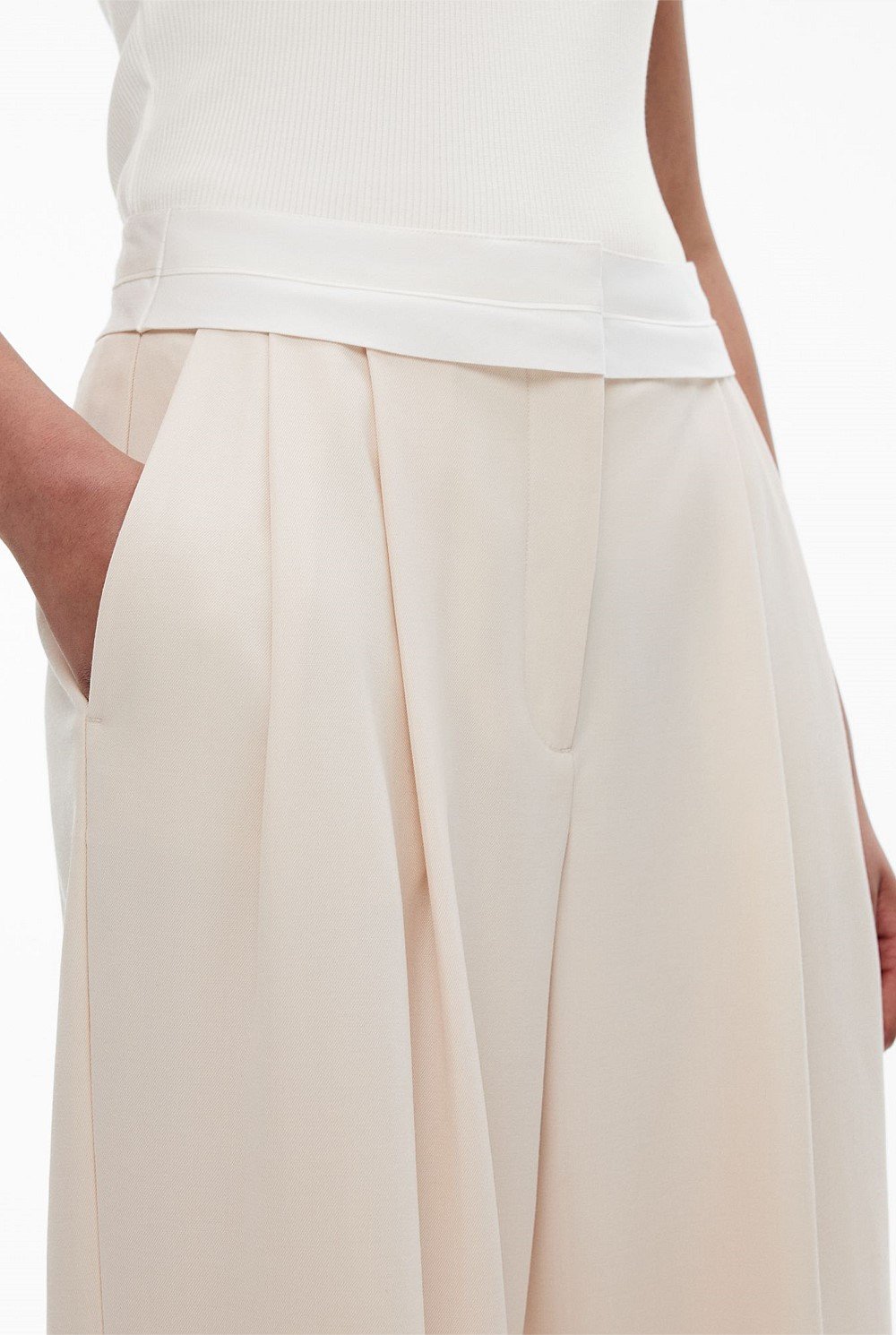 Waist Detail Pant