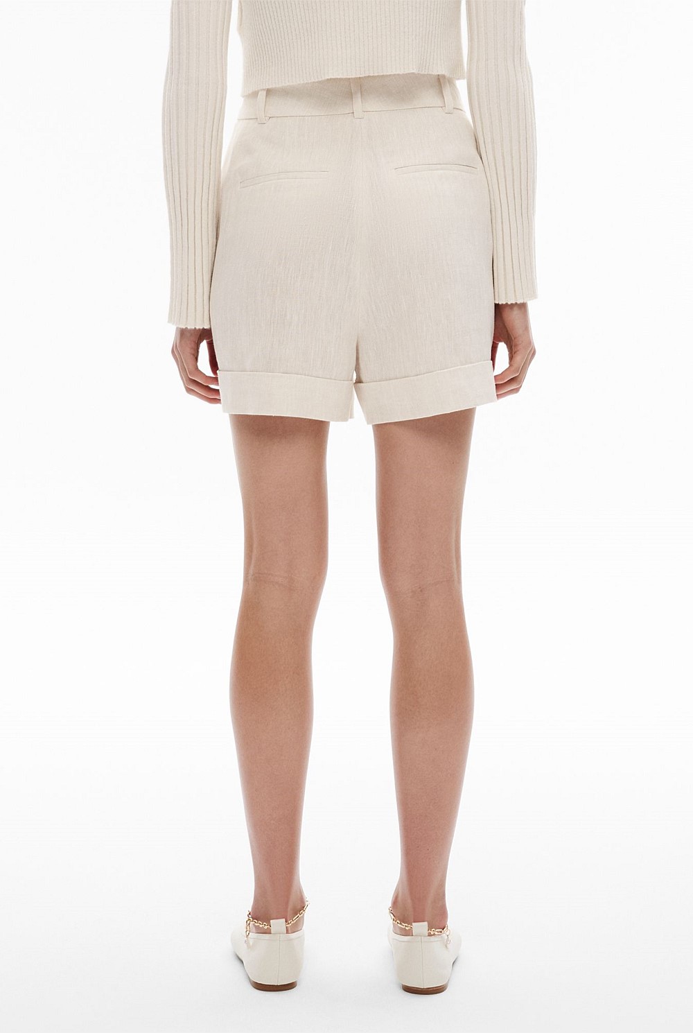 Linen Pleat Short