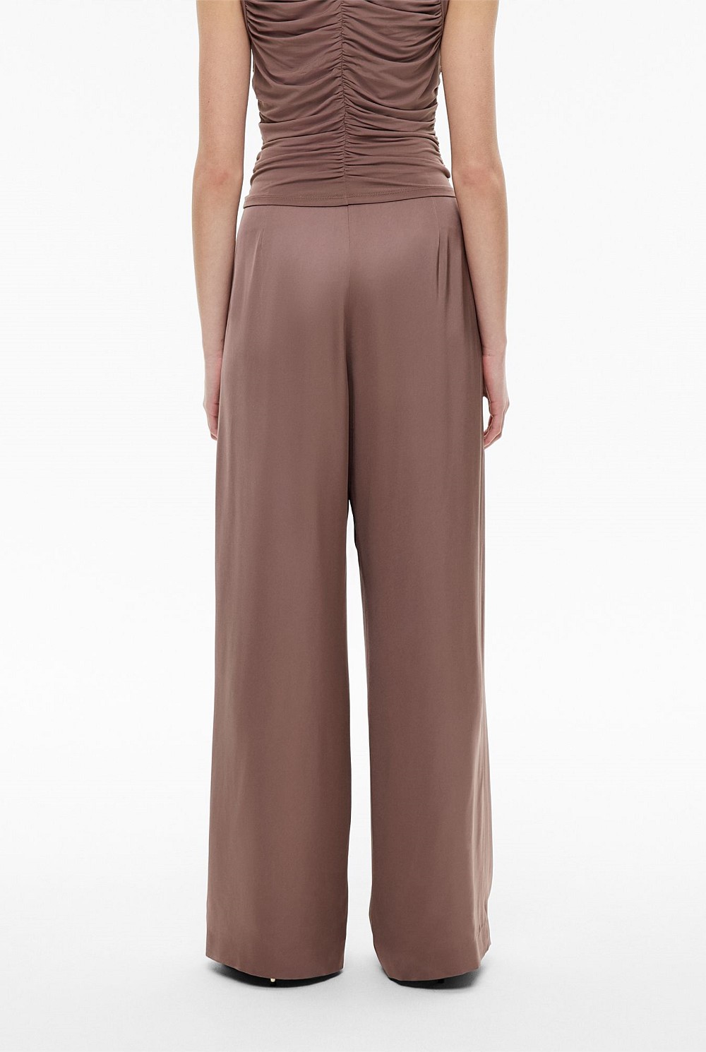 Pleat Fluid Pant