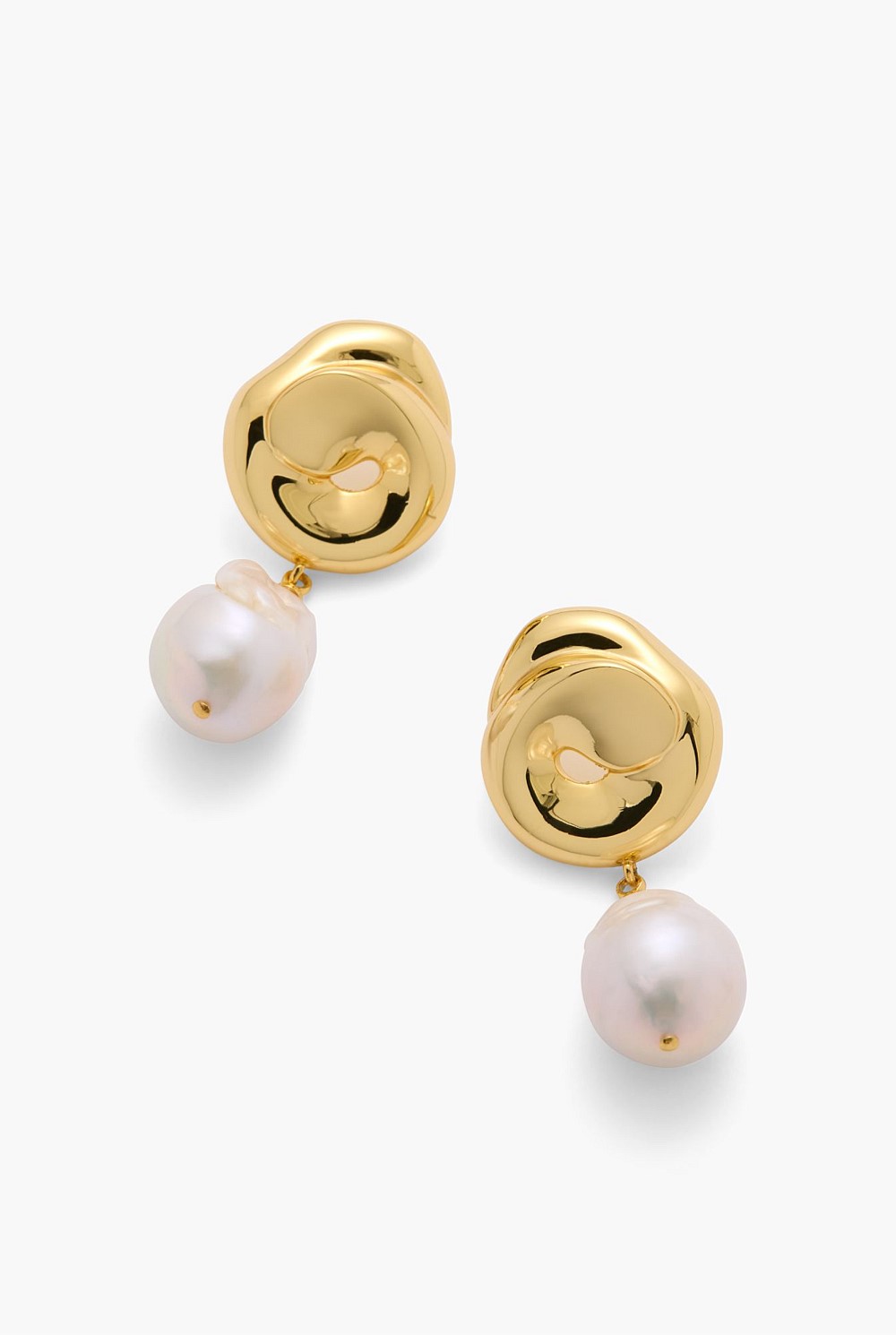 Ana Pearl Earrings