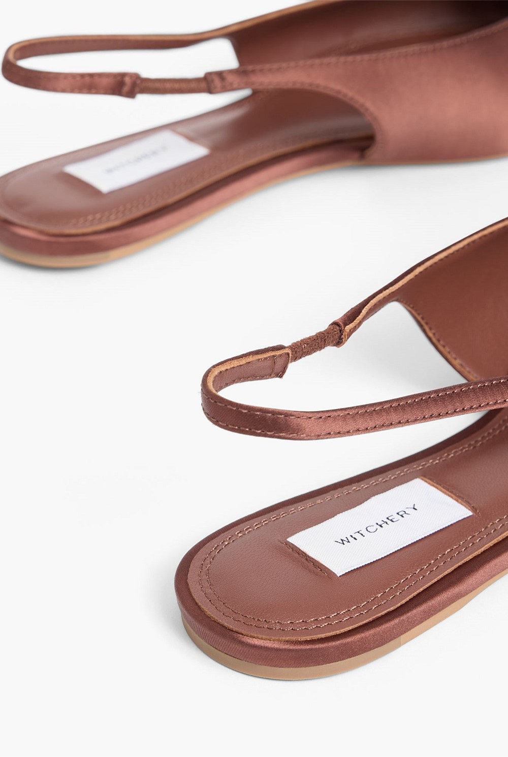 Nikki Flats