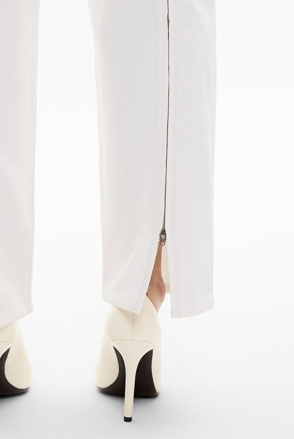 Zip Denim Jeans