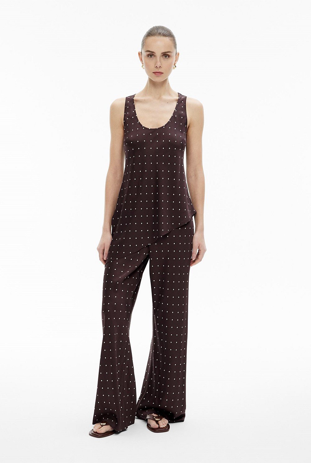 Asym Scoop Tank