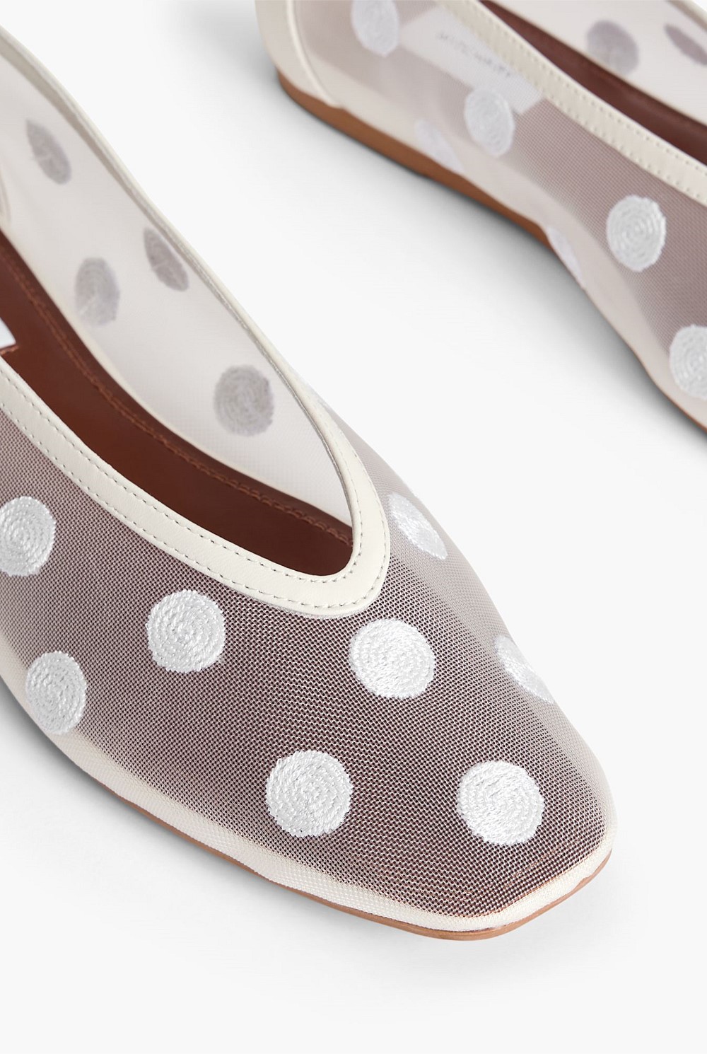 Aria Mesh Flats