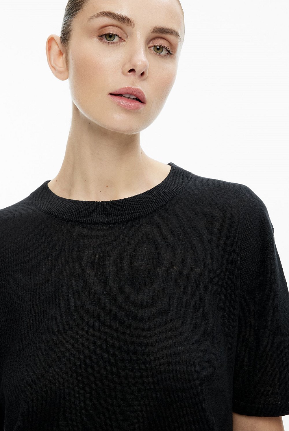 Linen Knit T-Shirt