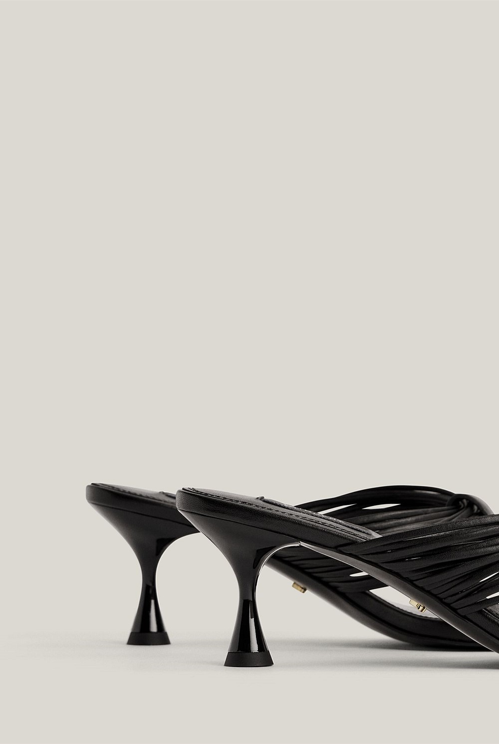 Anna Heels