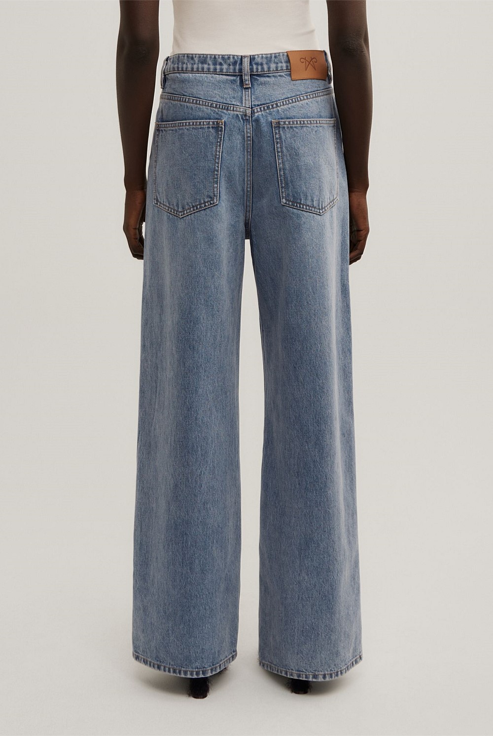 Crossover Jeans