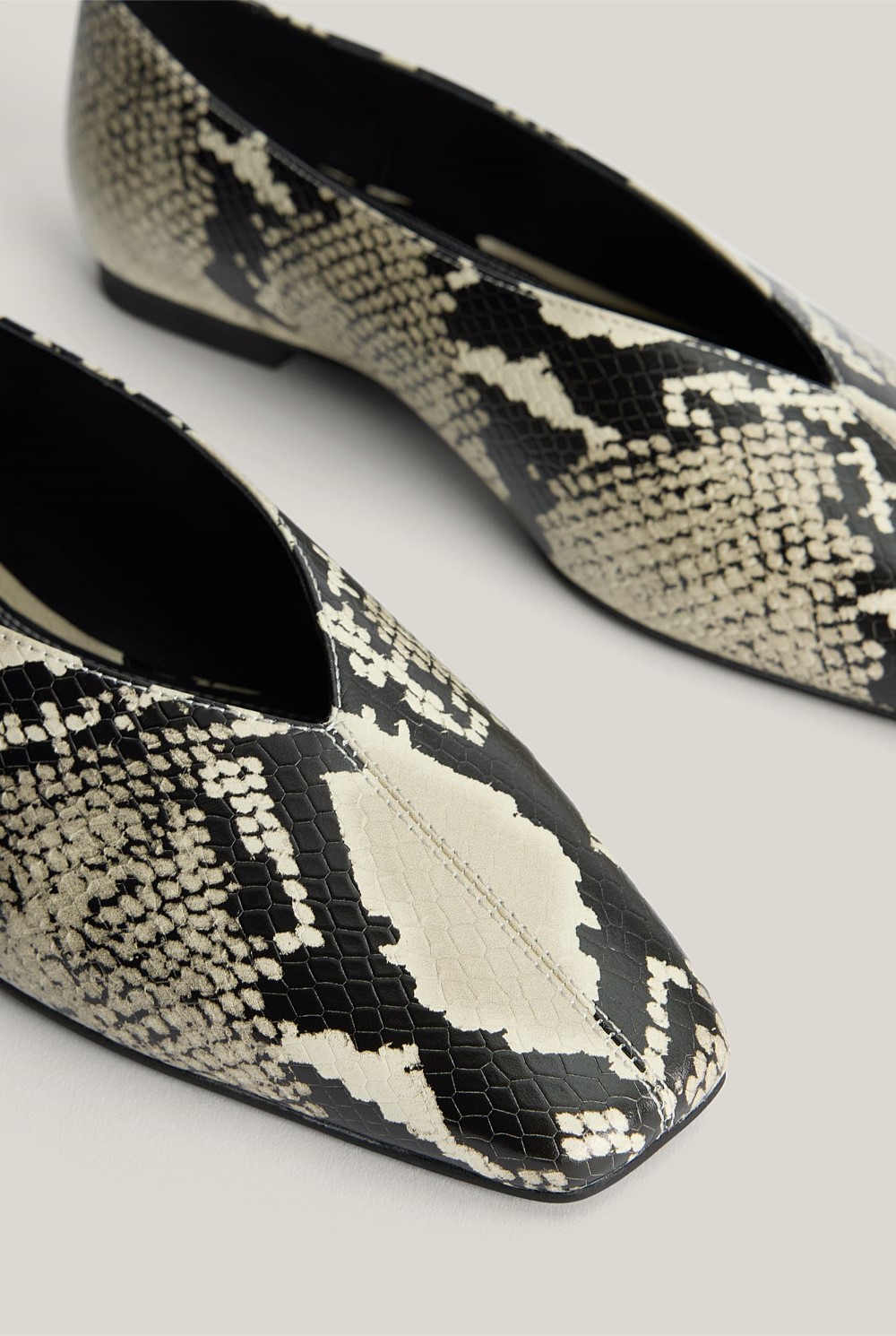 Andie Leather Flats