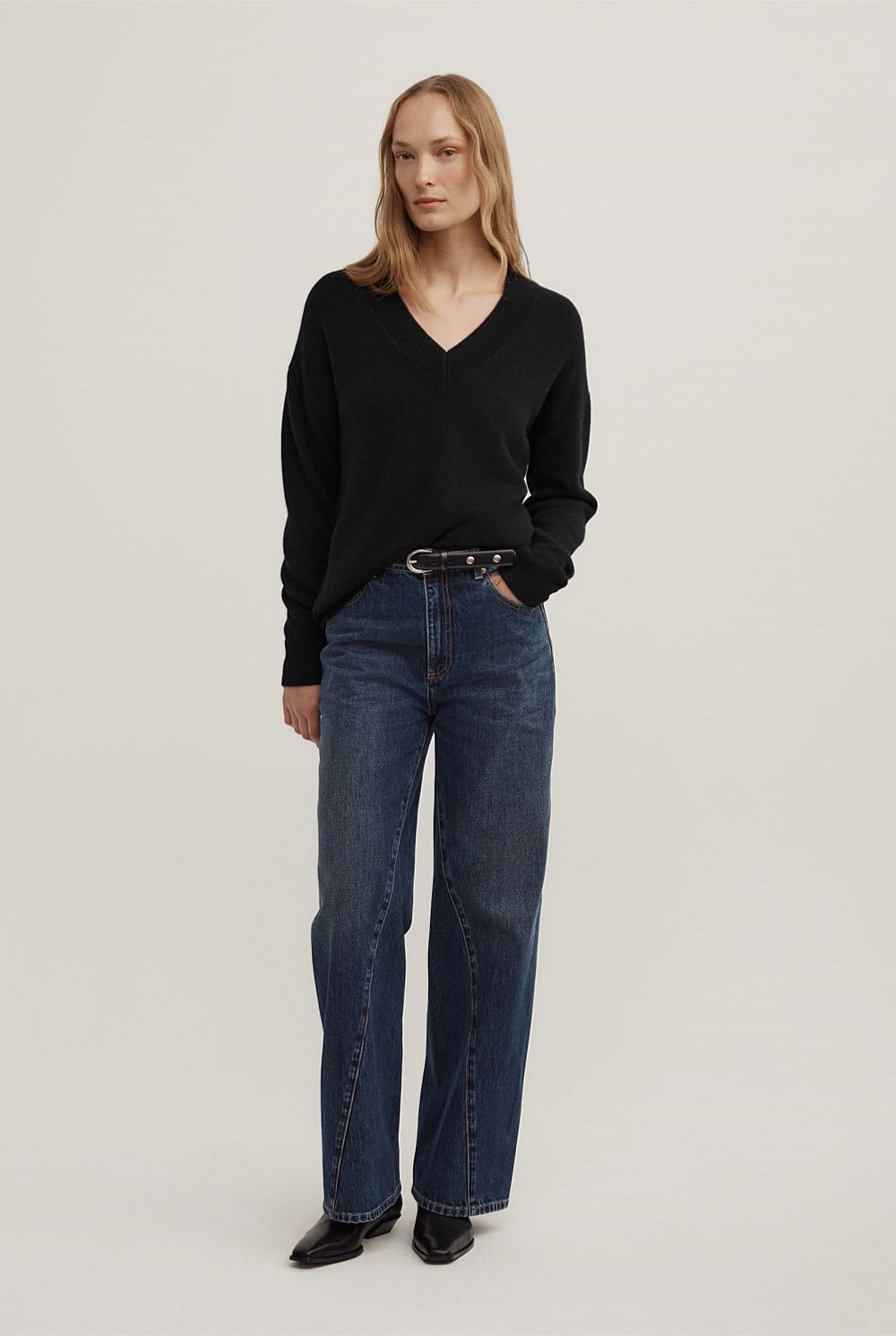 Cashmere V-Neck Knit