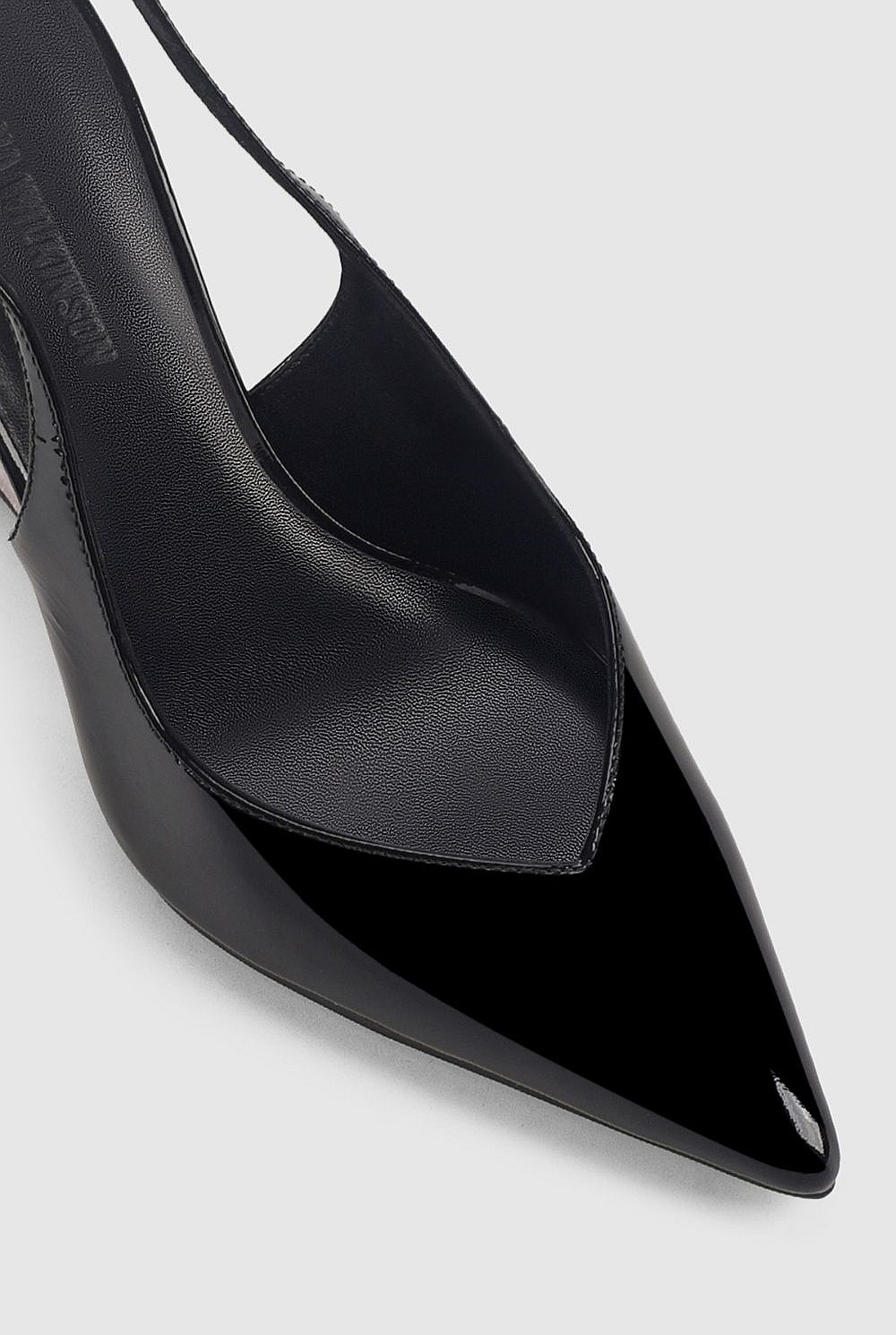 Octavia Wedge