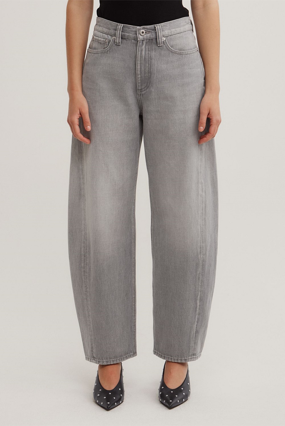 Barrel Leg Jeans